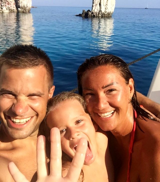 "Sizə görə evlənmədik" - məşhur aktrisa od püskürdü - FOTO